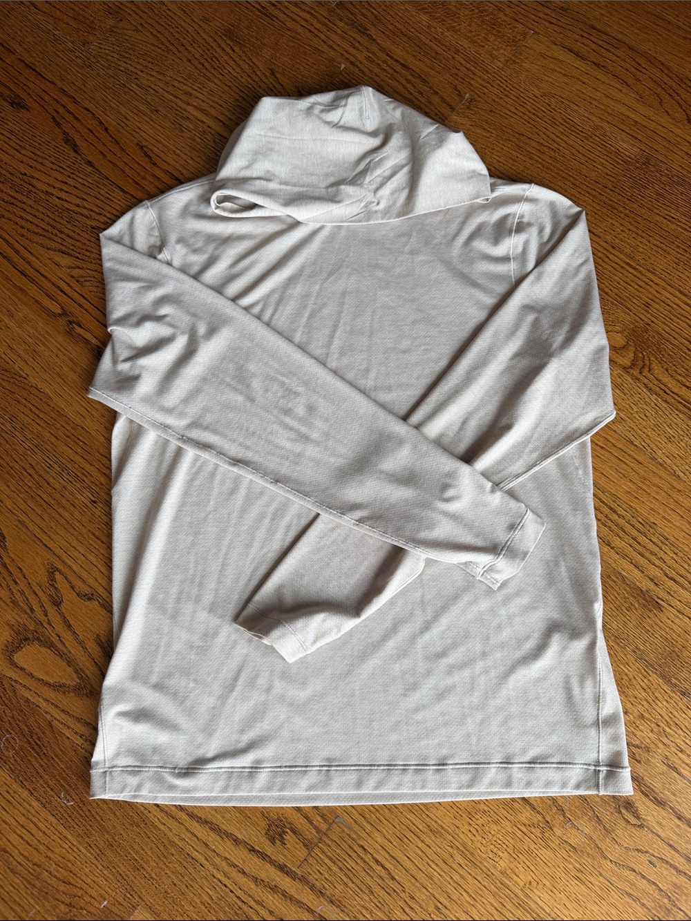 Vuori Men's Cream hoodie